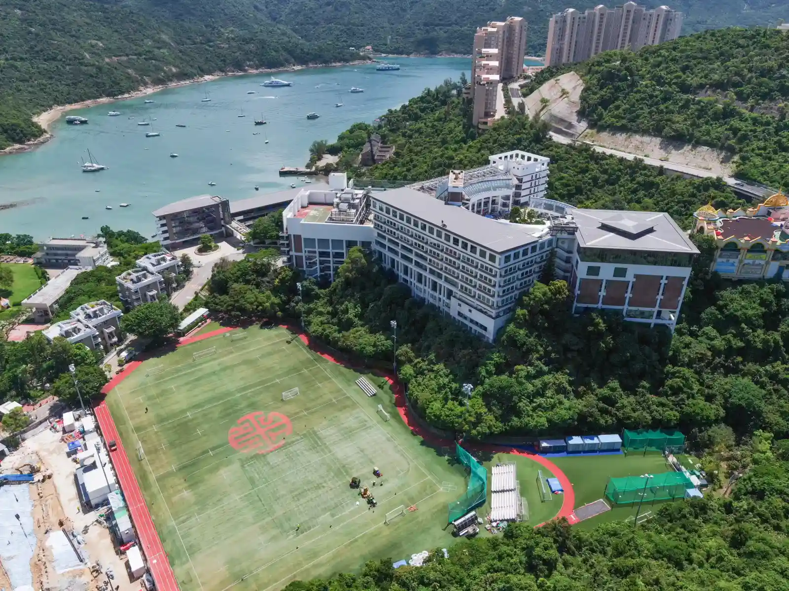 Hong Kong International School - Tai Tam - 1