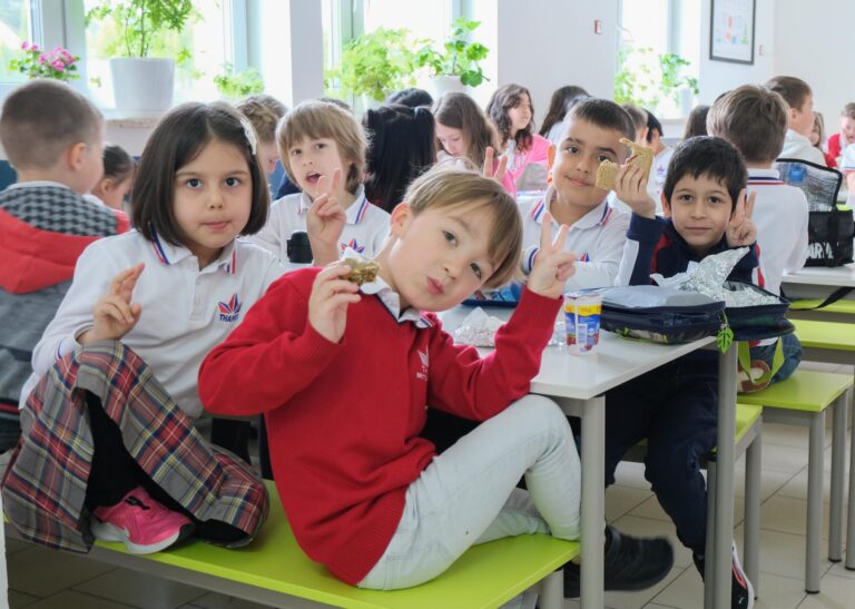 Hong King International School - Middle School - 1