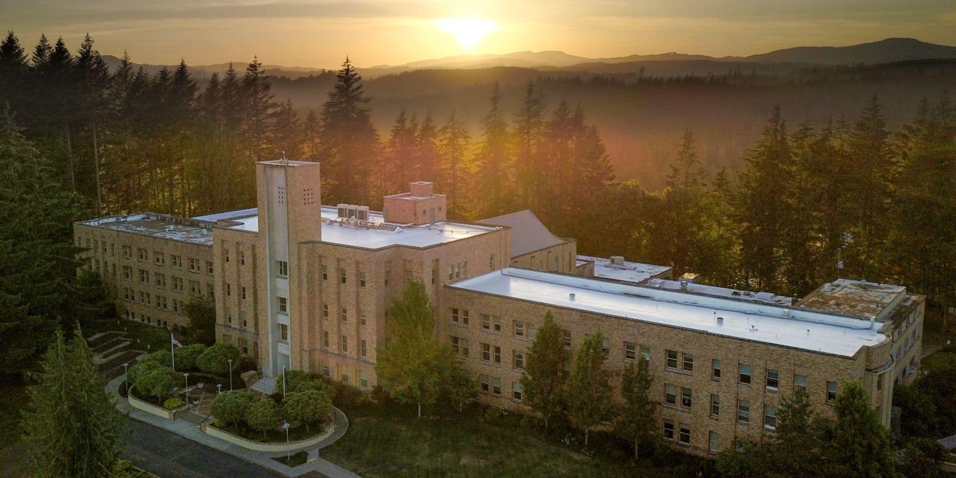 Delphian School