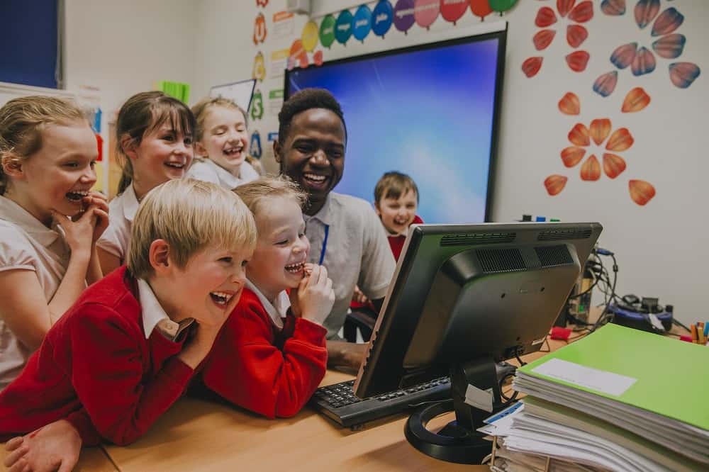 There are many benefits to the British Curriculum