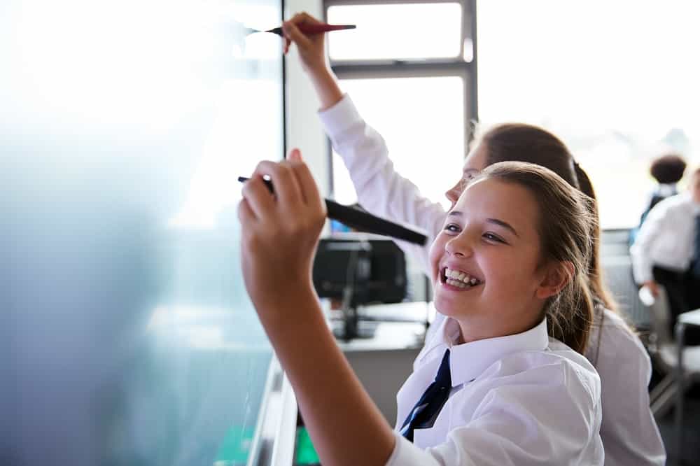 alla fine , scegliere la scuola giusta è una delle cose migliori che puoi fare per tuo figlio. 