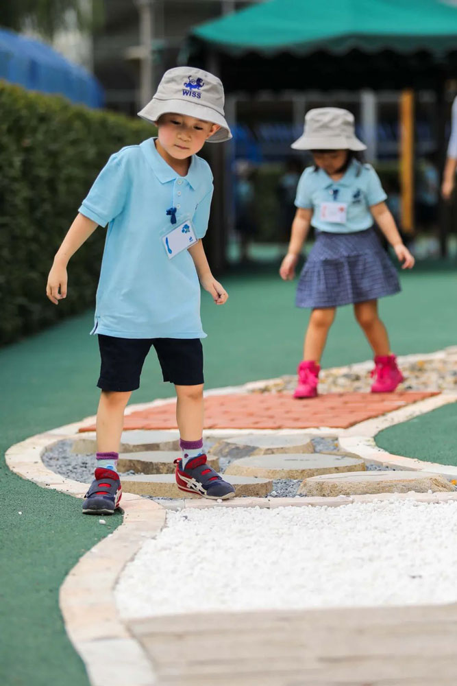  Kensington-School-photo-8 Students Love Our New Sensory Playground | WISS Early Years