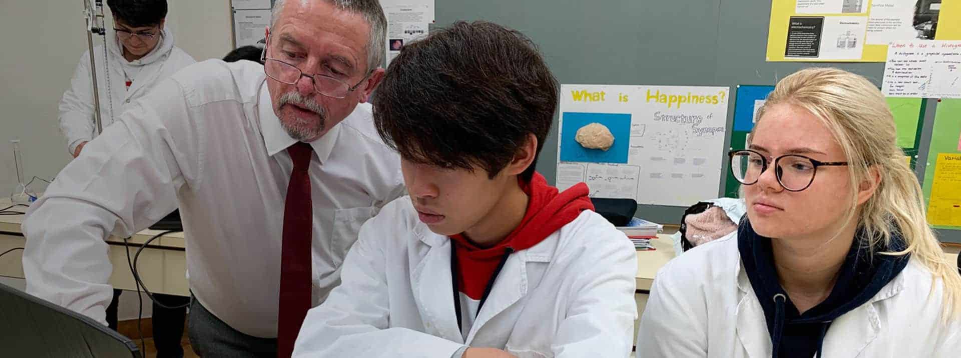 IGCSE and A Levels at Brillantmont – Report from the Classrooms