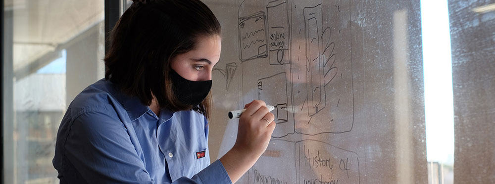 Applying Design Thinking at school: a creative path to solving problems and find innovative solutions