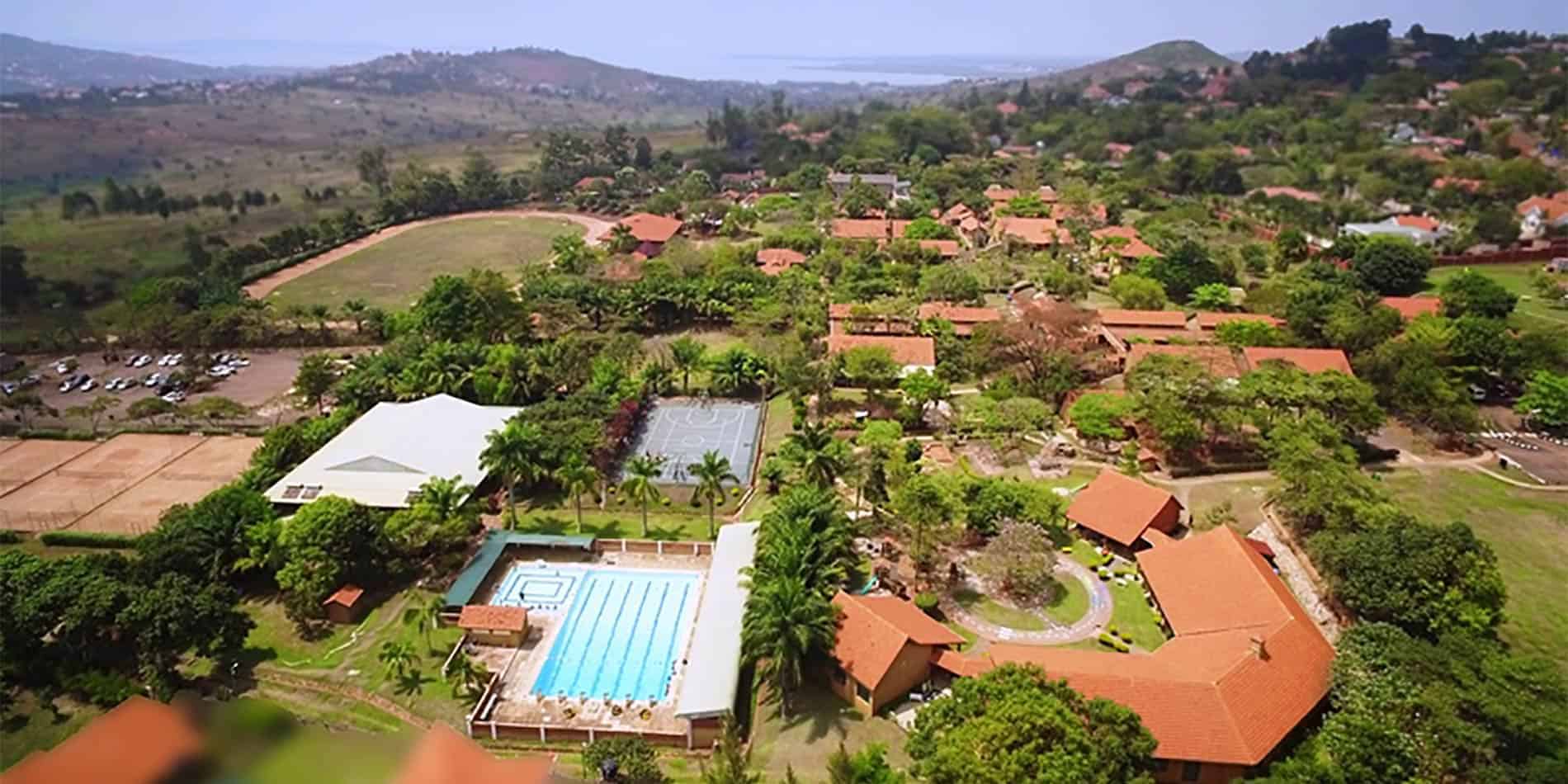 Szkoły 4 Międzynarodowa Szkoła Ugandy 004