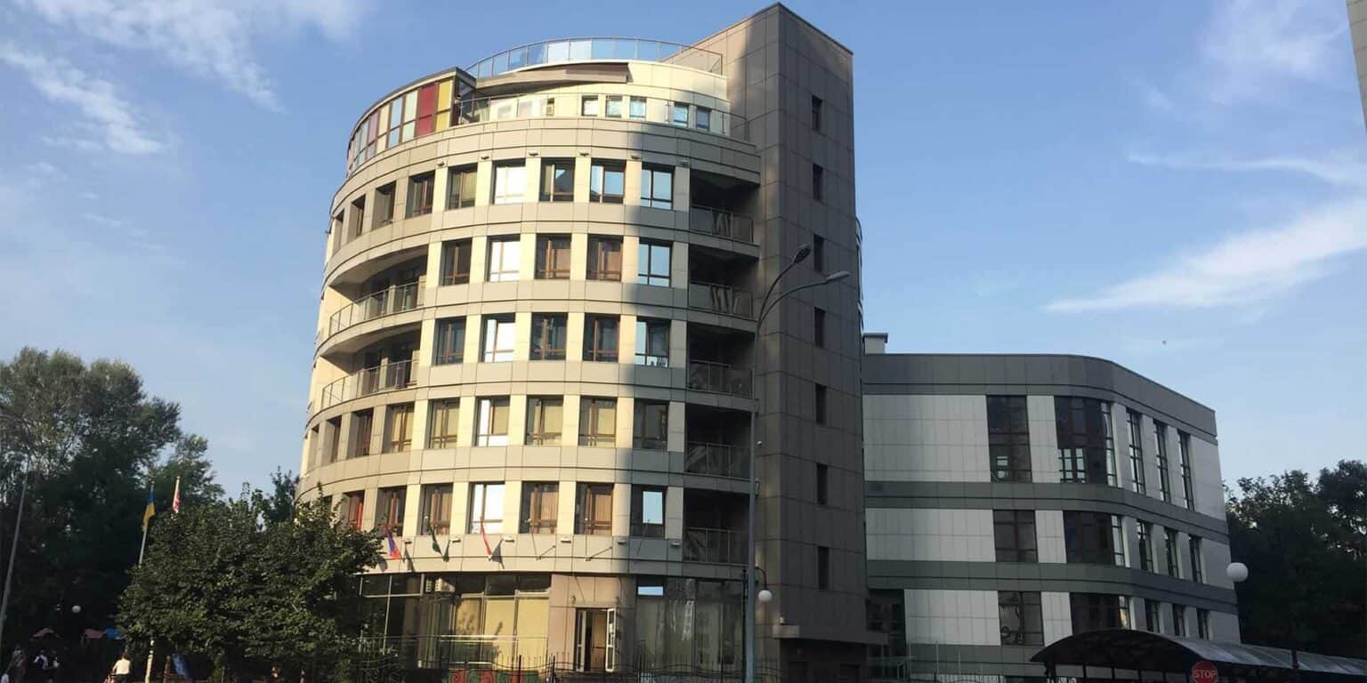 Modern school building at World Schools, featuring contemporary architecture and educational excellence.