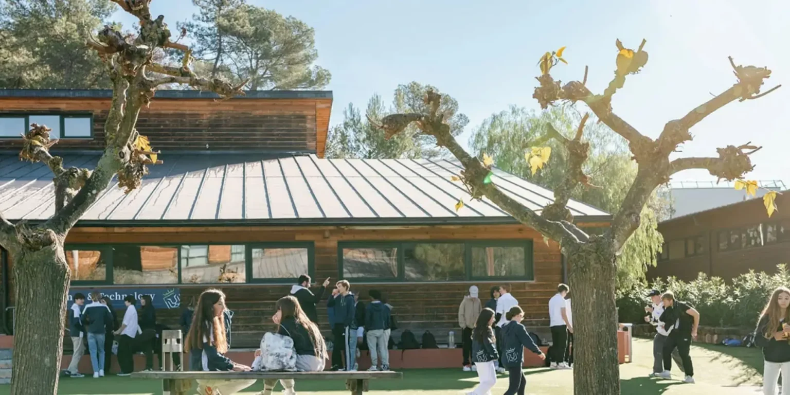 WSGallery-Mougins-School-Cover