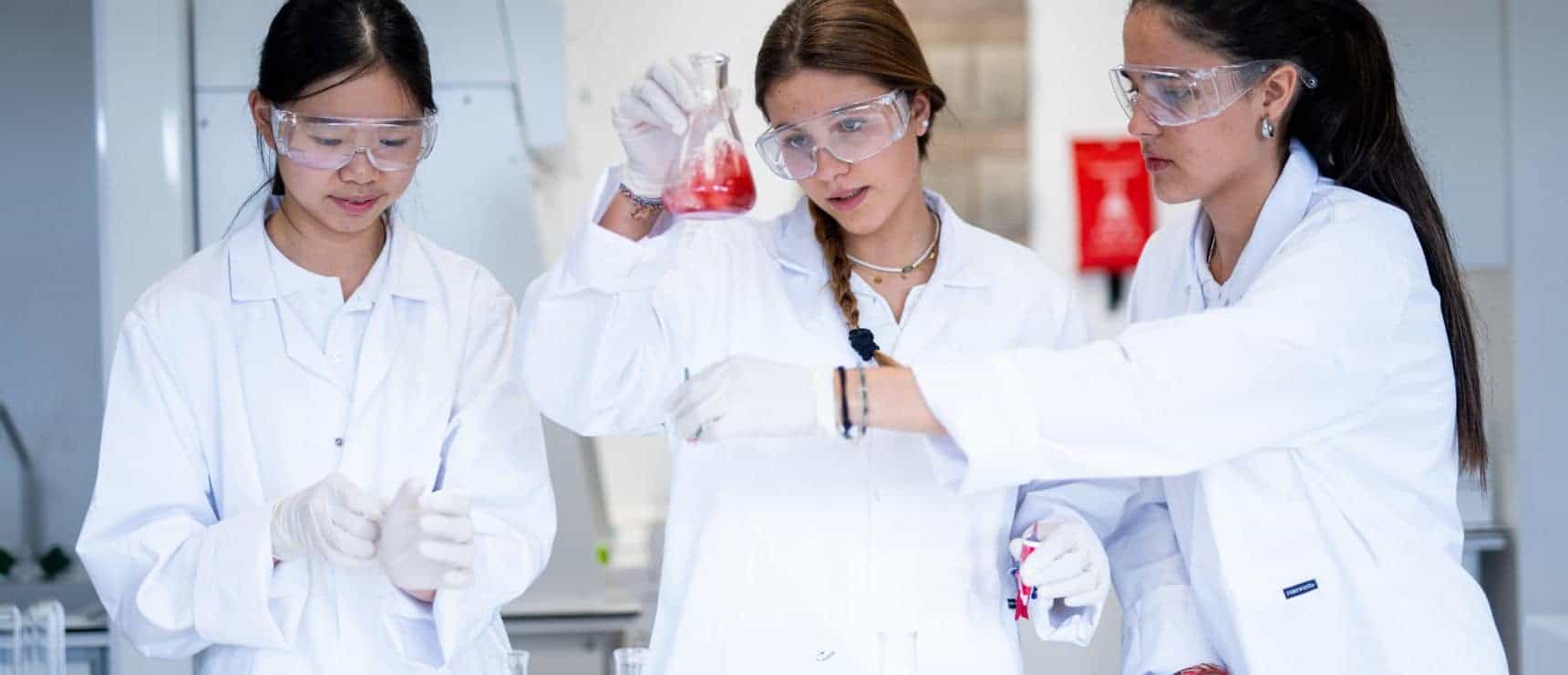 The unrecognised heroines of science and the girls of Virtus paving the way for change 