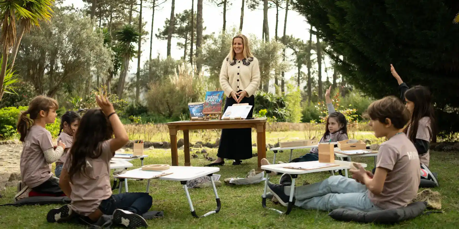 المدارس 5 غطاء مدرسة هيفا إنت سكول