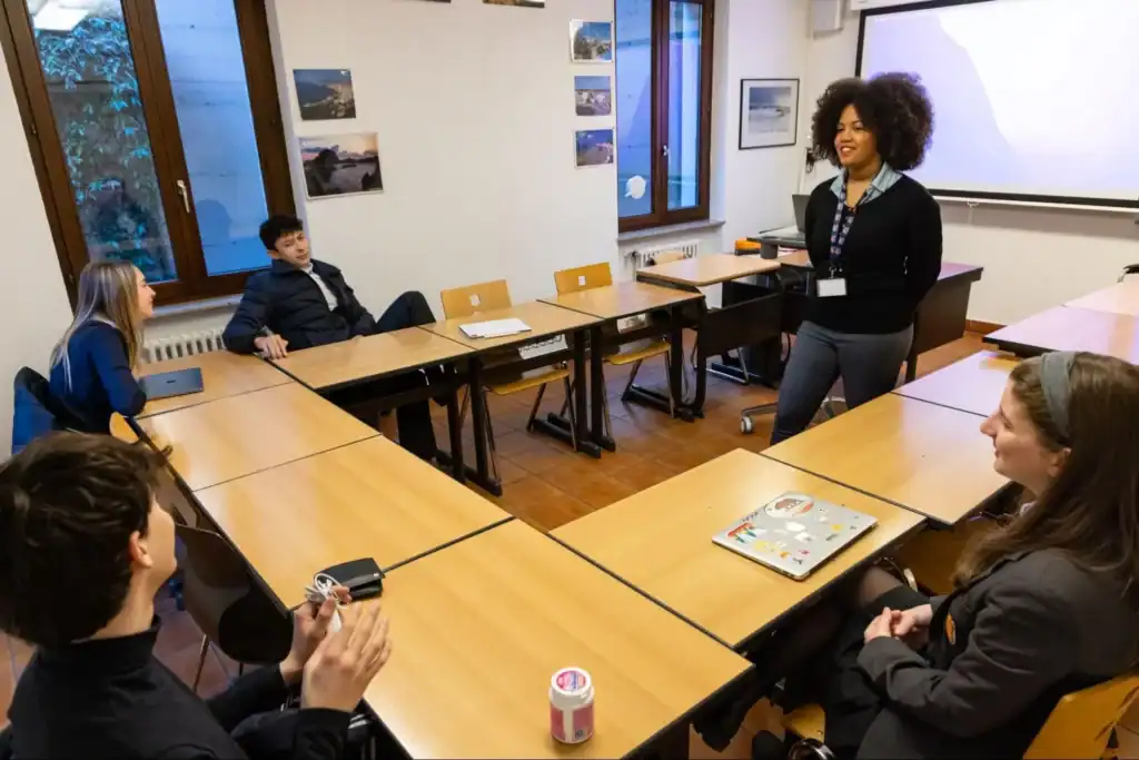 Modern classroom at World Schools promoting international education and student engagement.