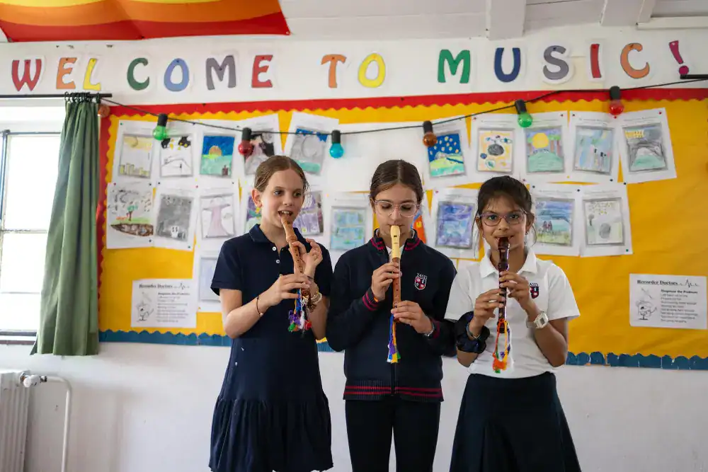 This Month at TASIS: April 2025 17 TMAT 202504 18