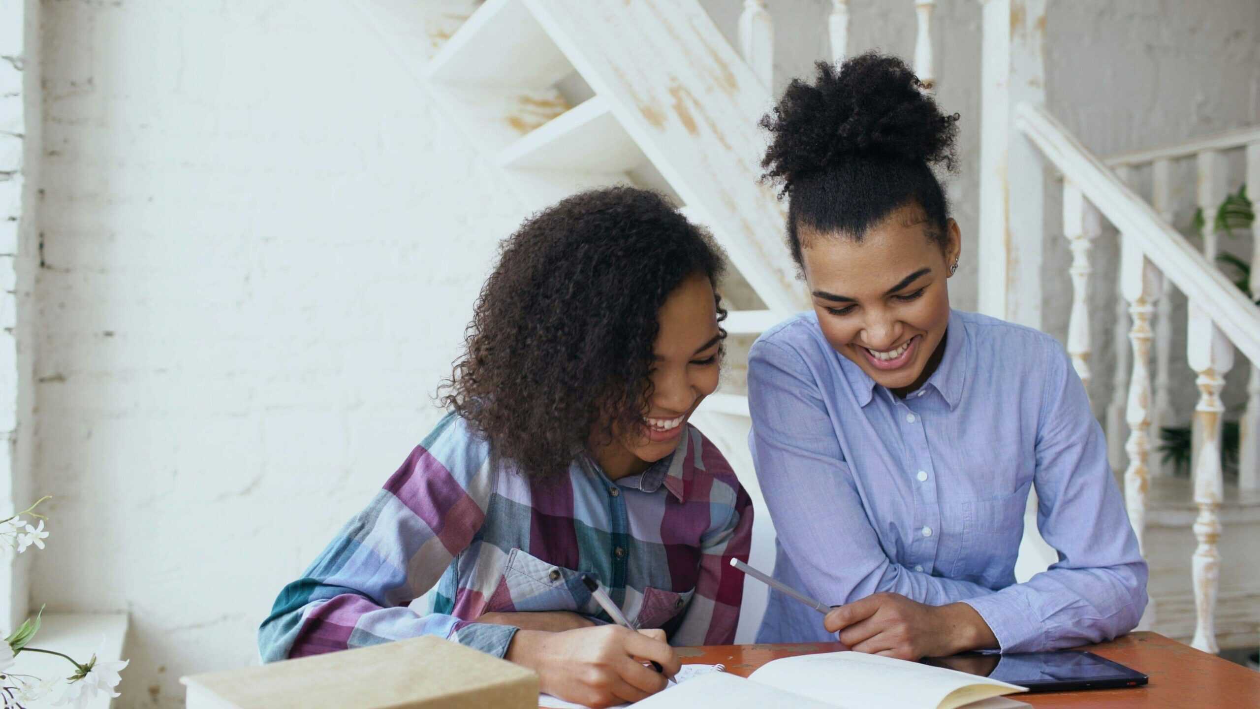 How Online Learning Builds Independence in Teens