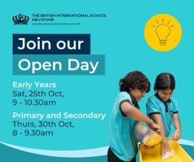 Participe nos nossos próximos Dias Abertos 5 Bright students exploring science and learning at a school open day event.